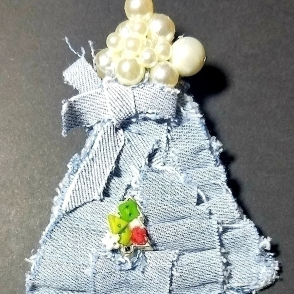 Tasty Raw Edge Denim Holiday Tree Brooch Pin- 